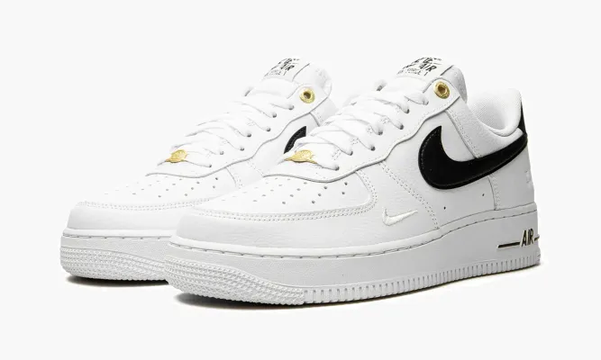 Кроссовки Air Force 1 ’07 LV8 «White / Black» белый