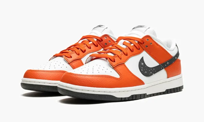 Кроссовки Nike Dunk Low «Night Sky» оранжевый