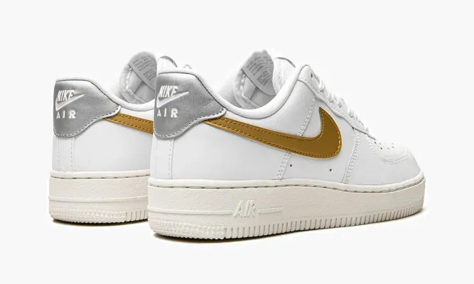 Кроссовки Air Force 1 MNS WMNS «White / Gold / Silver» белый