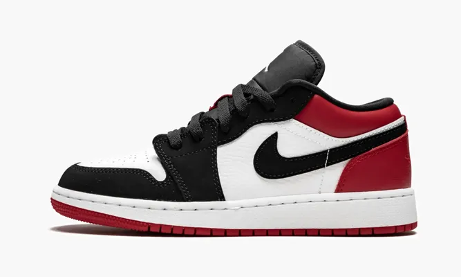 Кроссовки Air Jordan 1 Low GS «Black Toe» черный