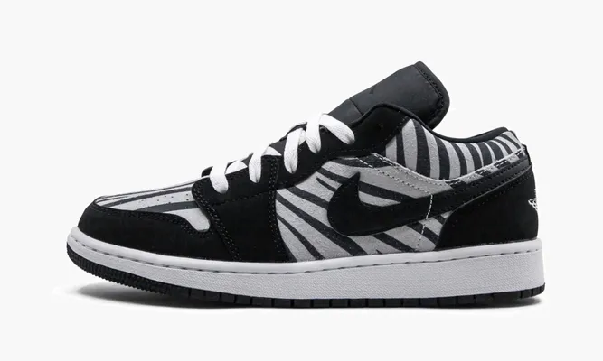 Кроссовки Air Jordan 1 Low GS «Zebra» черный