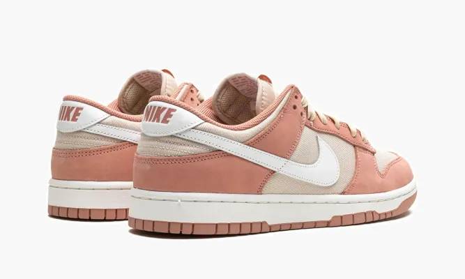 Кроссовки Nike Dunk Low «Red Stardust» розовый