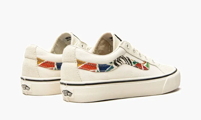 Кроссовки Vans Sk8-low «Hanna Scott» белый