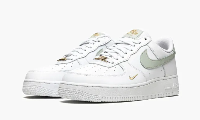 Кроссовки Air Force 1 LO MNS WMNS «White / Grey / Gold» белый