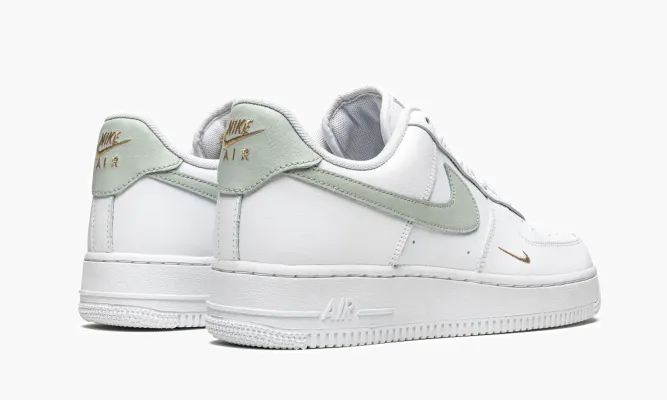 Кроссовки Air Force 1 LO MNS WMNS «White / Grey / Gold» белый