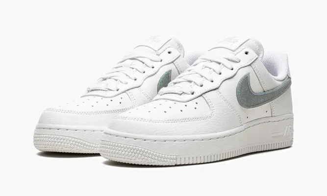 Кроссовки Air Force 1 '07 ESS WMNS «Glitter Swoosh» белый