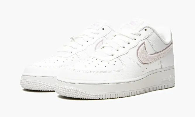 Кроссовки Air Force 1 LO MNS WMNS «Chenille Swoosh - Sea Glass» белый