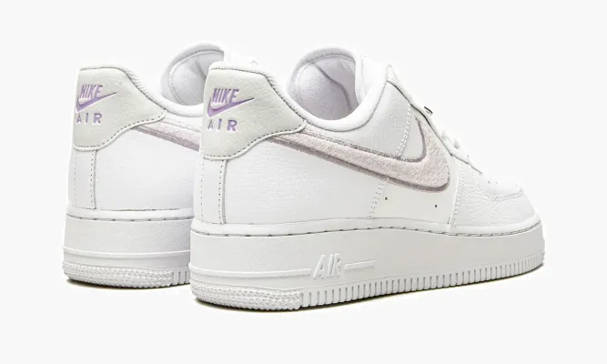 Кроссовки Air Force 1 LO MNS WMNS «Chenille Swoosh - Sea Glass» белый