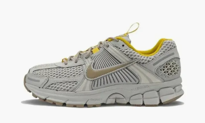 Кроссовки Nike Zoom Vomero 5 «Light Bone Yellow» желтый