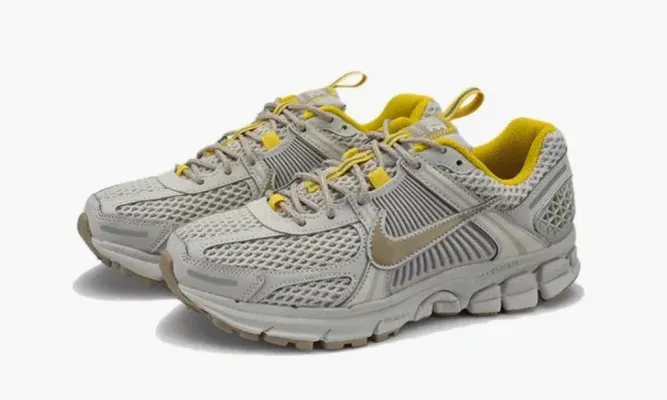 Кроссовки Nike Zoom Vomero 5 «Light Bone Yellow» желтый