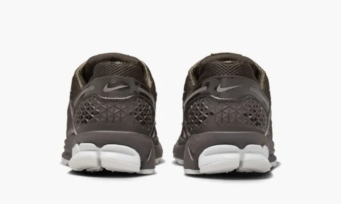 Кроссовки Nike Zoom Vomero 5 «Velvet Brown» коричневый
