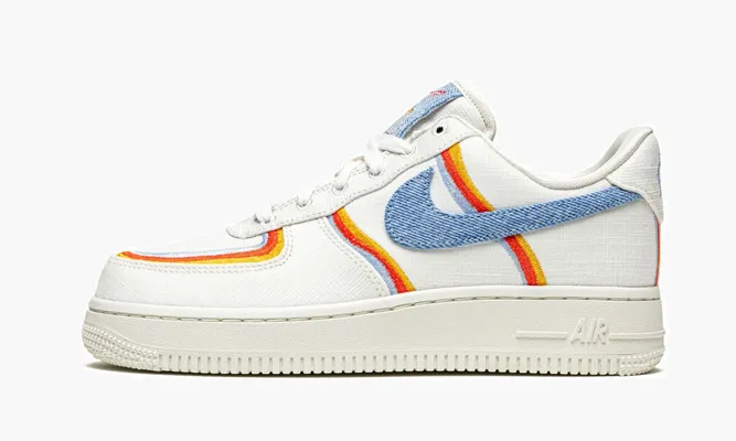 Кроссовки Air Force 1 '07 LV8 MNS WMNS «Denim Swoosh» белый