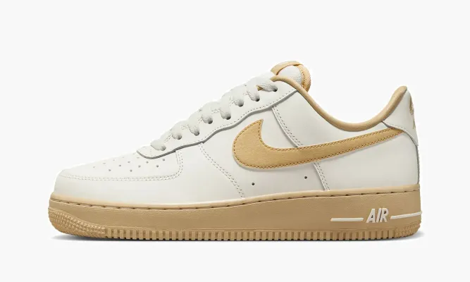 Кроссовки Air Force 1 ’07 «Sail / Vintage Green / Sesame» белый