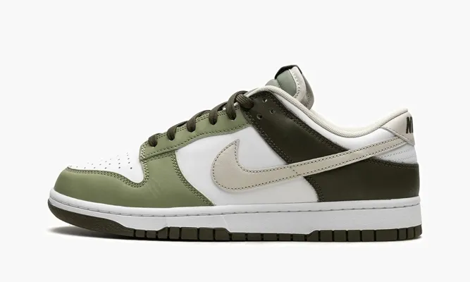 Кроссовки Nike Dunk Low «Oil Green» зеленый