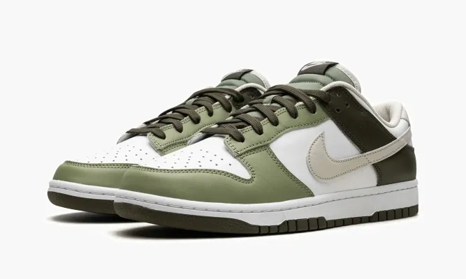 Кроссовки Nike Dunk Low «Oil Green» зеленый