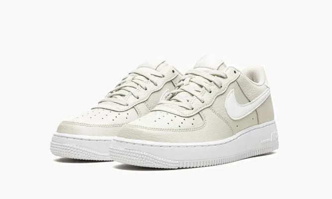 Кроссовки Air Force 1 GS «Light Bone» бежевый