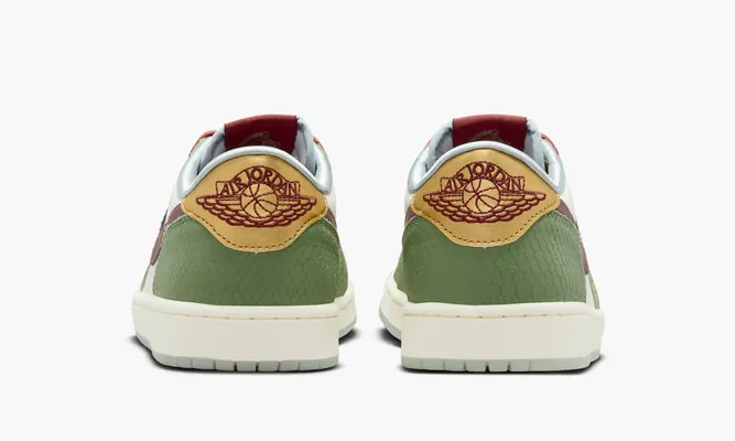 Кроссовки Air Jordan 1 Low OG «Year Of The Dragon» зеленый
