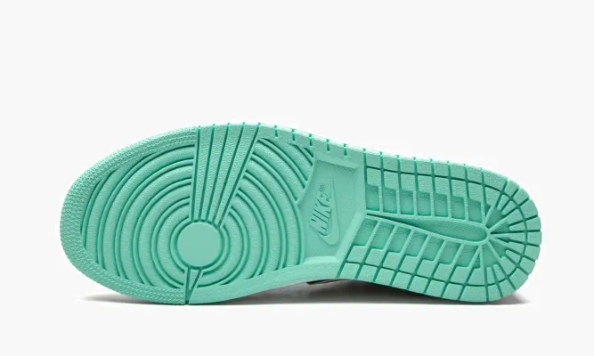Кроссовки Air Jordan 1 Low SE «Tropical Twist» белый