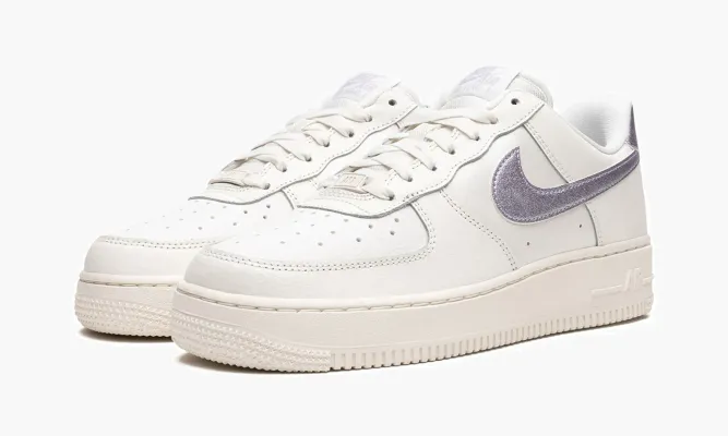 Кроссовки Air Force 1 MNS WMNS «Metallic Purple» белый