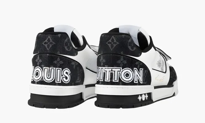 Кроссовки Louis Vuitton Trainer Low «velcro Strap - Black Monogram Denim» черный