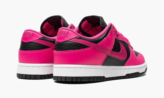 Кроссовки Nike Dunk Low WMNS «Fierce Pink / Black» розовый
