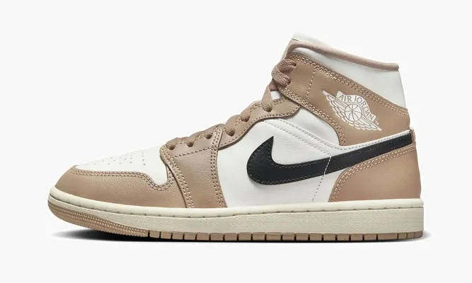 Кроссовки Air Jordan 1 Mid WMNS «Desert» бежевый