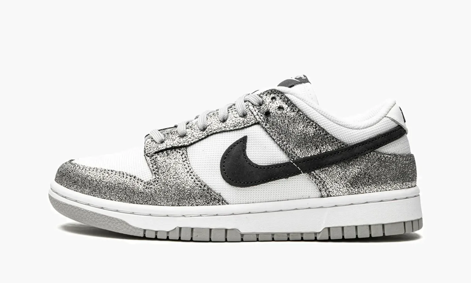 Nike Dunk Low WMNS «Golden Gals»