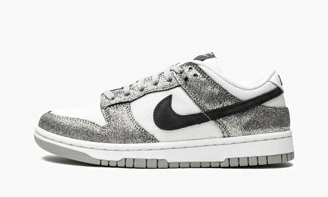 Кроссовки Nike Dunk Low WMNS «Golden Gals» серый