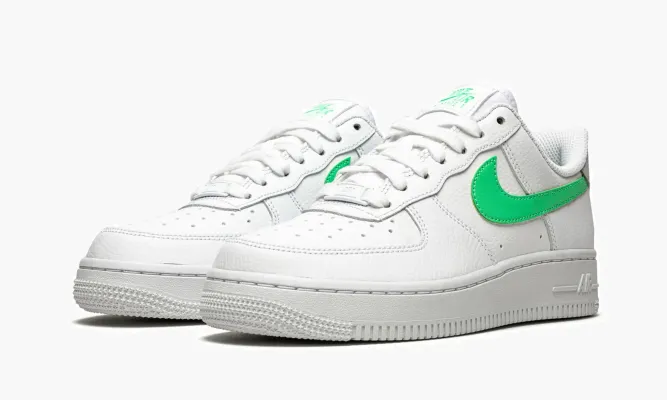 Кроссовки Air Force 1 LO '07 MNS WMNS «White / Green Glow» белый