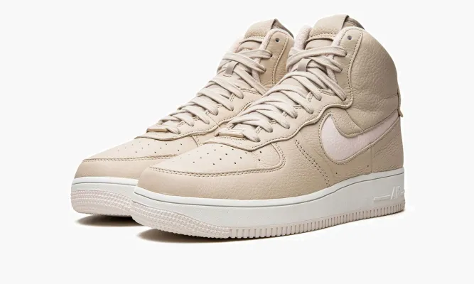 Кроссовки W Air Force 1 High Sculpt бежевый