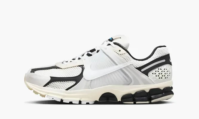 Кроссовки Nike Zoom Vomero 5 «Supersonic Light Bone Black» серый