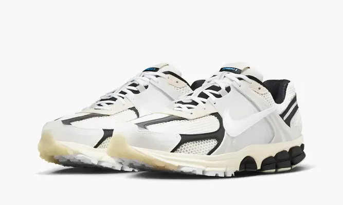 Кроссовки Nike Zoom Vomero 5 «Supersonic Light Bone Black» серый
