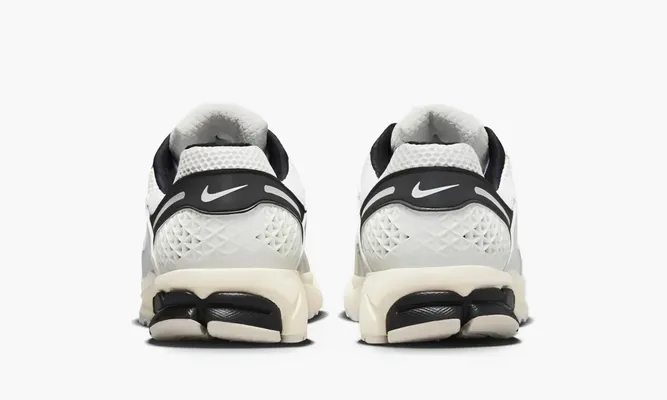 Кроссовки Nike Zoom Vomero 5 «Supersonic Light Bone Black» серый