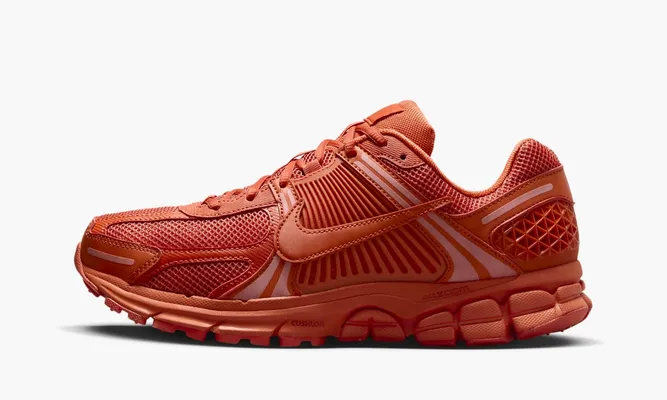 Кроссовки Nike Zoom Vomero 5 «Cosmic Clay» красный