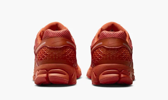 Кроссовки Nike Zoom Vomero 5 «Cosmic Clay» красный