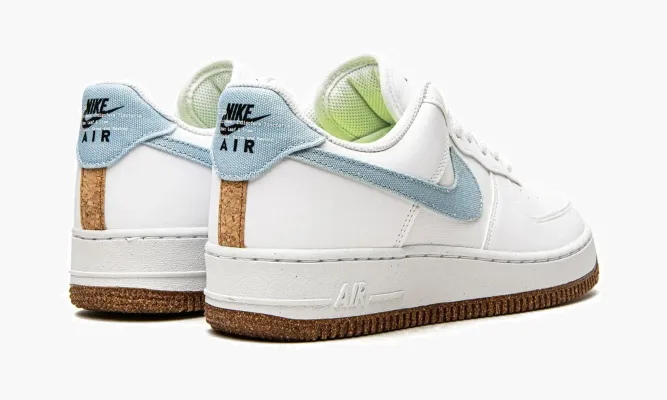 Кроссовки Air Force 1 '07 LV8 «Indigo» белый