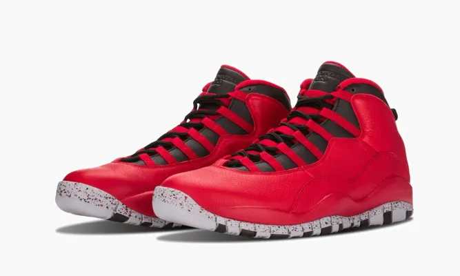 Кроссовки Air Jordan 10 Retro 30th «Bulls Over Broadway» красный