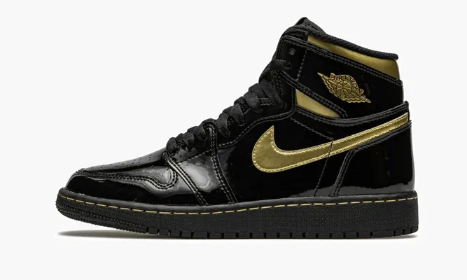 Кроссовки Air Jordan 1 Retro High OG GS «Black Metallic Gold» черный