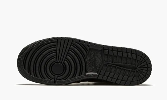 Кроссовки Air Jordan 1 Retro High OG GS «Black Metallic Gold» черный