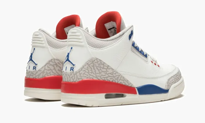 Кроссовки Air Jordan 3 Retro «International Flight» белый
