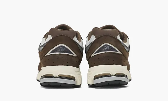 Кроссовки New Balance 2002r «Adrift Moonbeam» коричневый