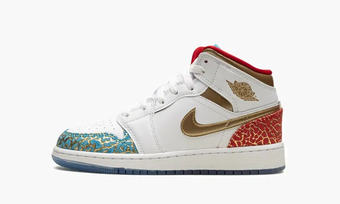Кроссовки Air Jordan 1 Mid GS «Unc To Chicago» белый