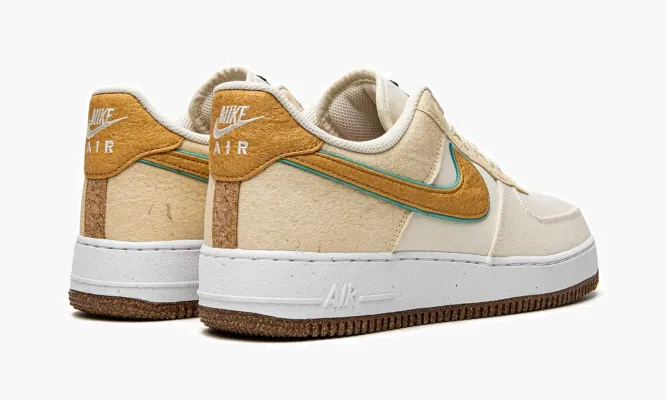 Кроссовки Air Force 1 '07 PRM «Happy Pineapple» кремовый