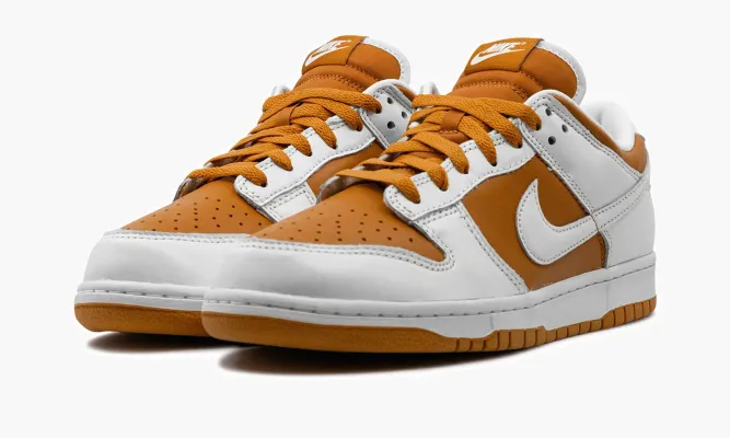 Кроссовки Nike Dunk Low «Reverse Curry» оранжевый