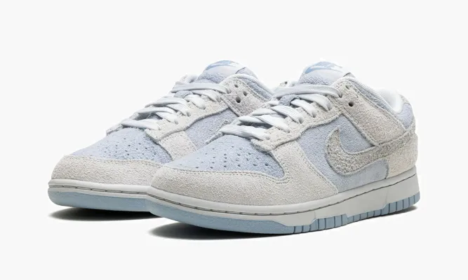 Кроссовки Nike Dunk Low WMNS «Suede - Photon Dust / Light Armory Blue» синий