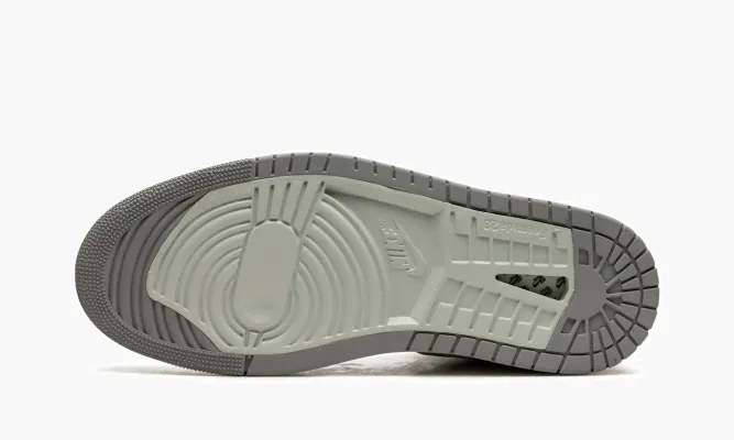 Кроссовки Air Jordan 1 Zoom CMFT 2 «Particle Grey» серый