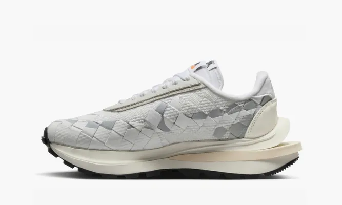 Кроссовки Nike Jean Paul Gaultier X Sacai X Vaporwaffle Woven «White» белый