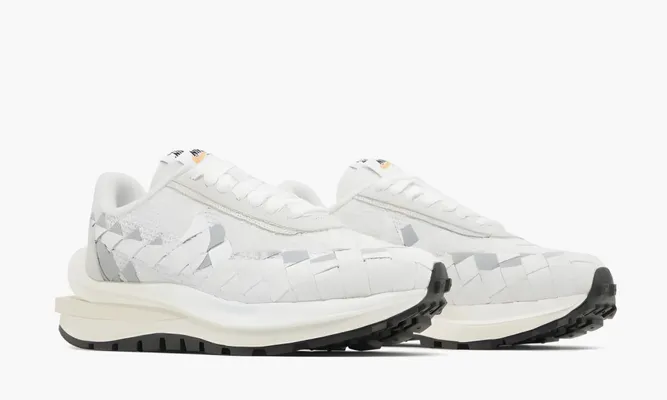 Кроссовки Nike Jean Paul Gaultier X Sacai X Vaporwaffle Woven «White» белый