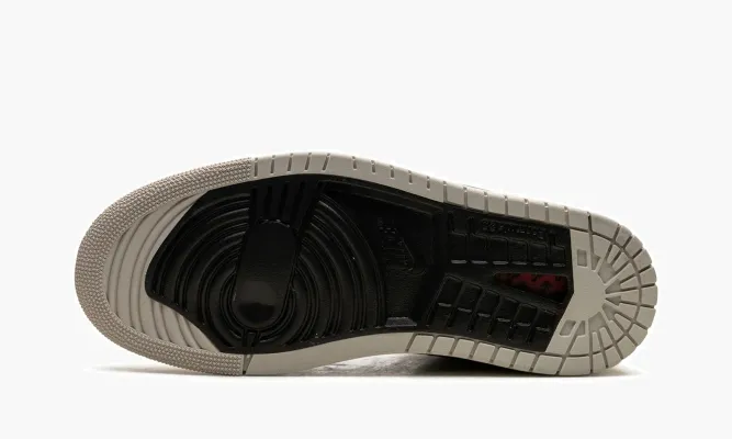 Кроссовки Air Jordan 1 High Zoom CMFT 2 WMNS «Light Iron Ore» серый