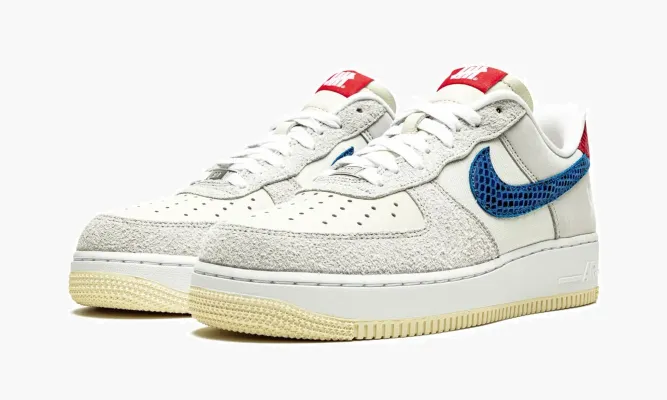 Кроссовки Air Force 1 Low «Undefeated - 5 On It» серый